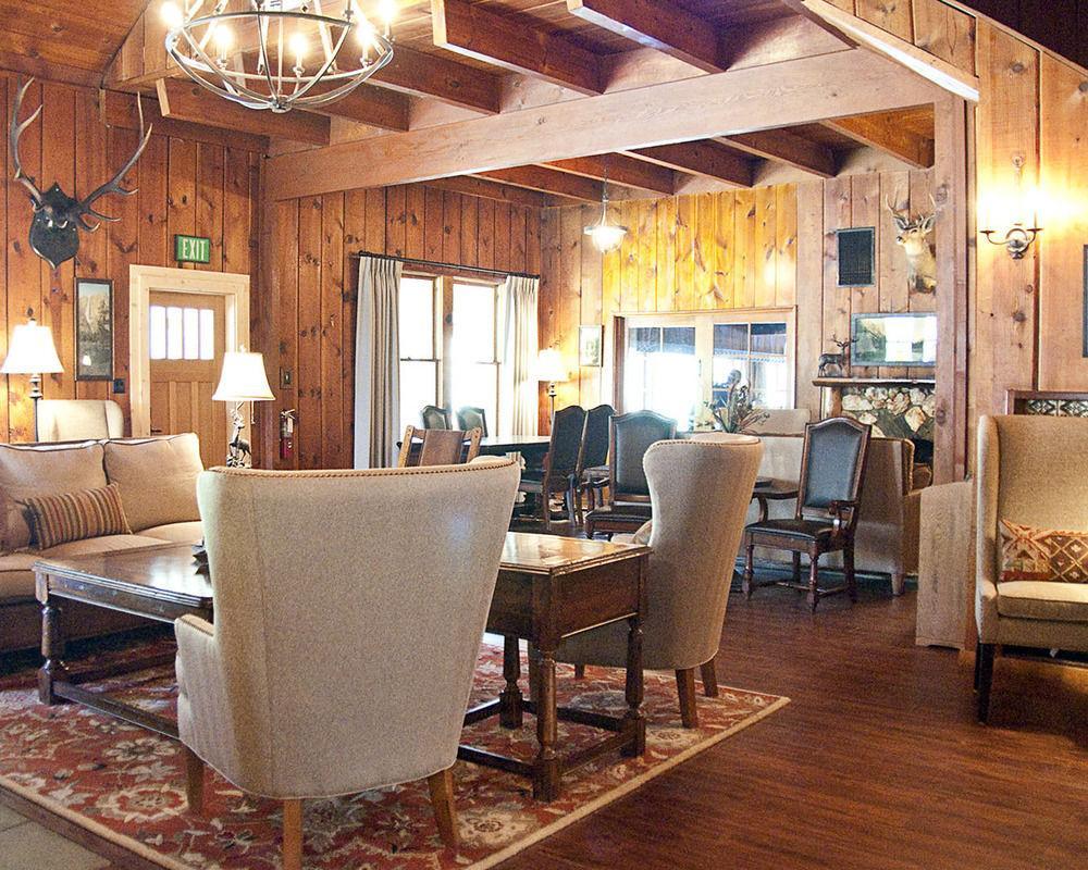 Hotel Sierra Sky Ranch Oakhurst Exterior foto